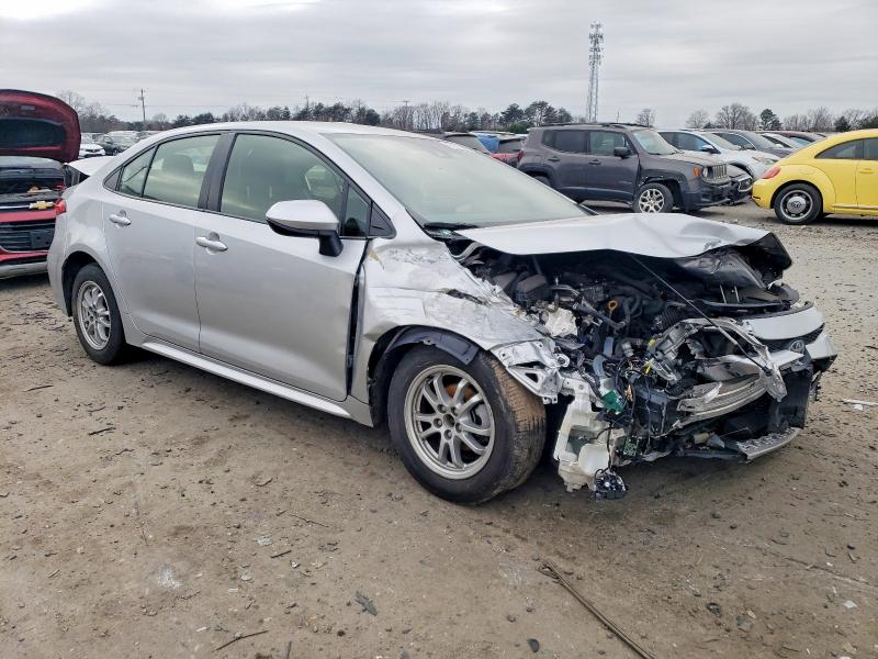 Photo 4 from auction – 2022 TOYOTA COROLLA LE with VIN JTDEAMDE4N3008687
