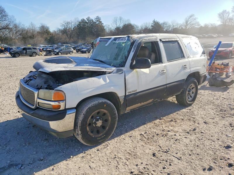 GMC YUKON 2000 with VIN 1GKEC13T8YJ199379 - Photo from auction