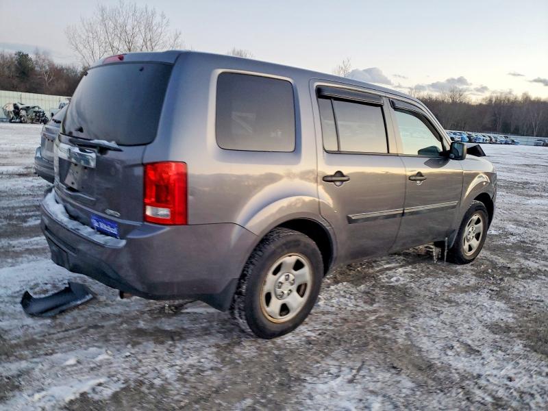 Photo 3 from auction – 2015 HONDA PILOT LX with VIN 5FNYF4H22FB039357