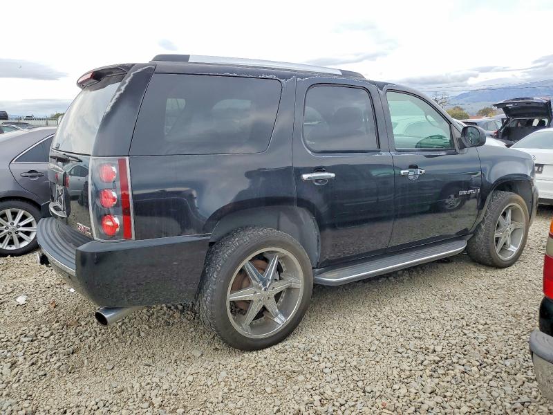 Photo 3 from auction – 2007 GMC YUKON DENA with VIN 1GKFK638X7J226337