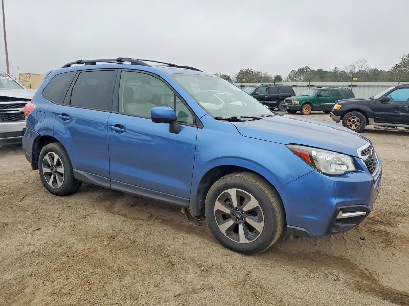 Photo 4 from auction – 2017 SUBARU FORESTER 2 with VIN JF2SJAGC0HH805717