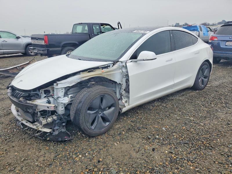 TESLA MODEL 3 2020 with VIN 5YJ3E1EB3LF716508 - Photo from auction
