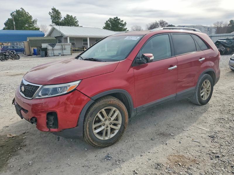 KIA SORENTO LX 2014 with VIN 5XYKT3A66EG519902 - Photo from auction
