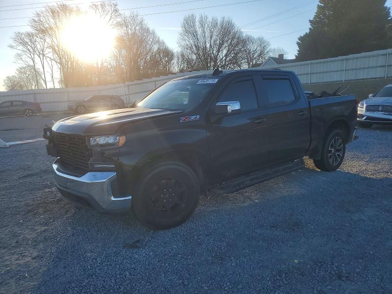 CHEVROLET SILVERADO 2019 with VIN 3GCUYDED7KG106991 - Photo from auction