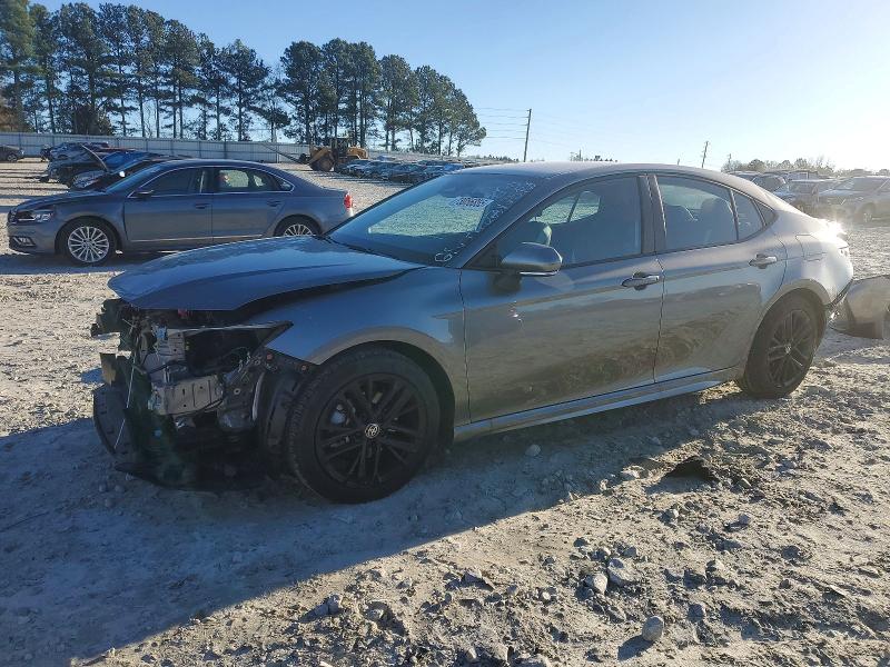 TOYOTA CAMRY XSE 2025 with VIN 4T1DAACK2SU617540 - Photo from auction