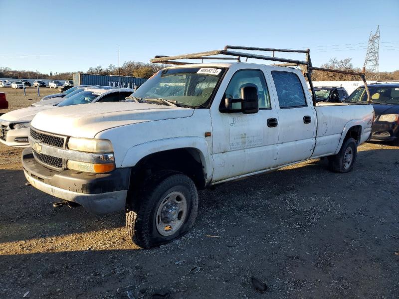 CHEVROLET SILVERADO 2002 with VIN 1GCHK23U72F134785 - Photo from auction