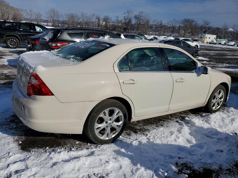 Photo 3 from auction – 2012 FORD FUSION SE with VIN 3FAHP0HG3CR446153