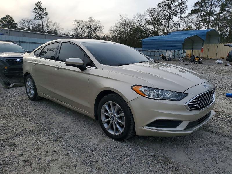 Photo 4 from auction – 2017 FORD FUSION with VIN 3FA6P0H77HR154245