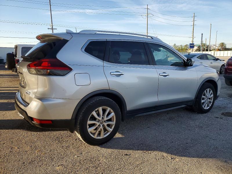 Photo 3 from auction – 2019 NISSAN ROGUE S with VIN JN8AT2MT2KW504159