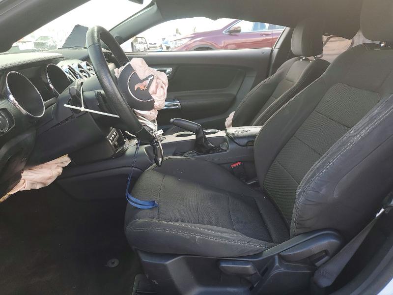Photo 7 from auction – 2016 FORD MUSTANG with VIN 1FA6P8AM8G5290996