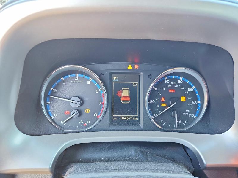 Photo 9 from auction – 2016 TOYOTA RAV4 XLE with VIN 2T3WFREV6GW235512