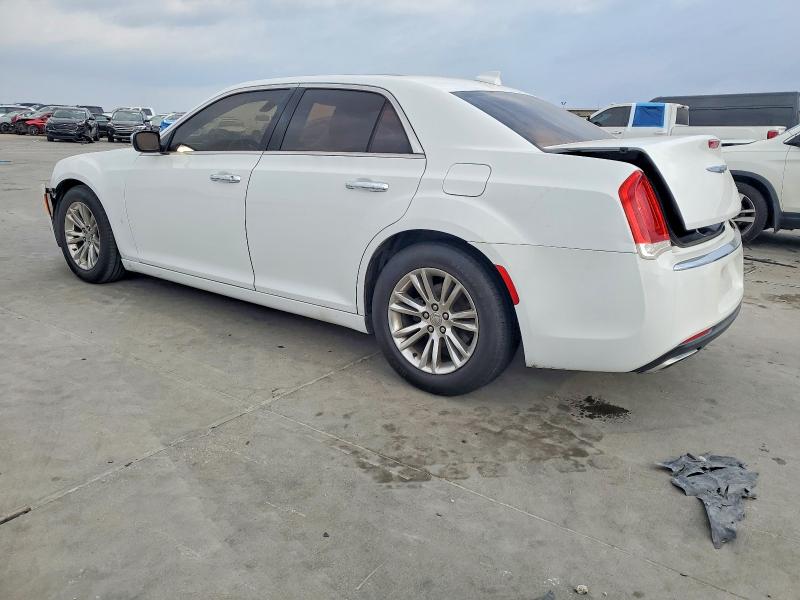 Photo 2 from auction – 2015 CHRYSLER 300C with VIN 2C3CCAEG4FH903700