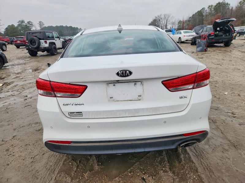 Photo 6 from auction – 2018 KIA OPTIMA EX with VIN 5XXGU4L38JG225251