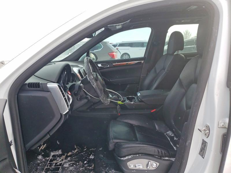 Фото 7 с аукциона – 2014 PORSCHE CAYENNE с VIN WP1AF2A27ELA30695