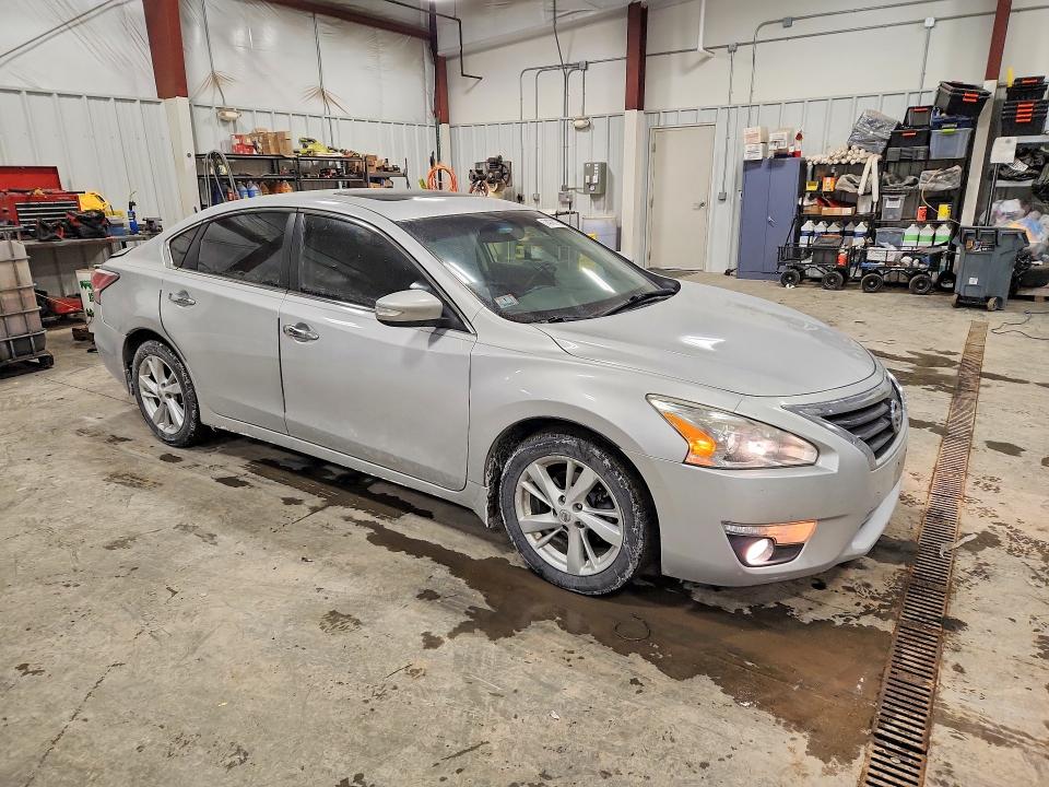 Photo 4 from auction – 2015 NISSAN ALTIMA 2.5 with VIN 1N4AL3AP1FC171538