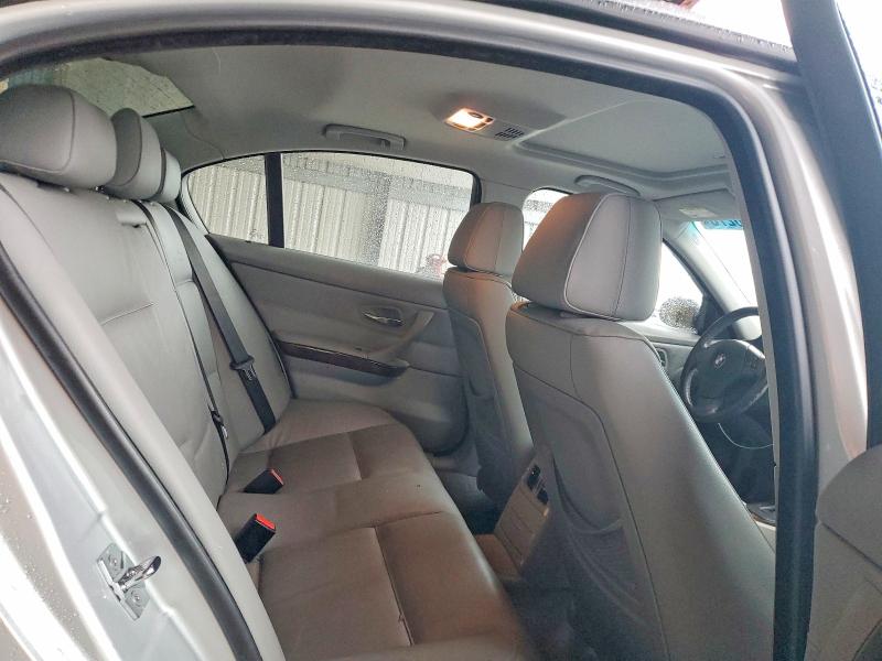 Photo 10 from auction – 2007 BMW 328 with VIN WBAVC53597FZ75795