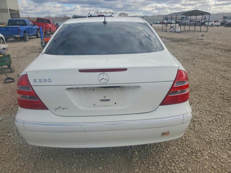 Photo 6 from auction – 2004 MERCEDES-BENZ E 320 with VIN WDBUF65J64A560947