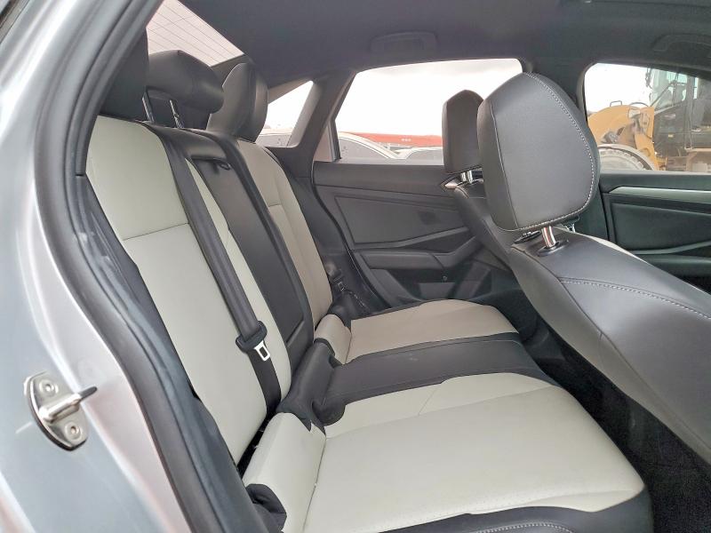 Photo 10 from auction – 2019 VOLKSWAGEN JETTA S with VIN 3VWCB7BUXKM215835