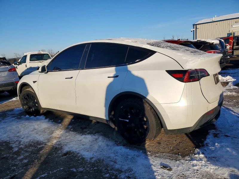 Photo 2 from auction – 2023 TESLA MODEL Y with VIN 7SAYGAEE6PF585481