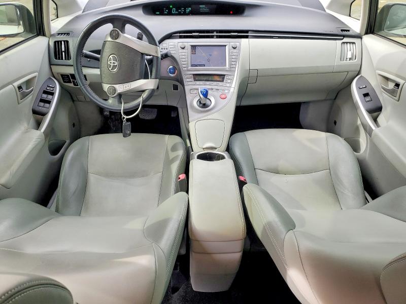 Photo 8 from auction – 2013 TOYOTA PRIUS with VIN JTDKN3DU5D5680091