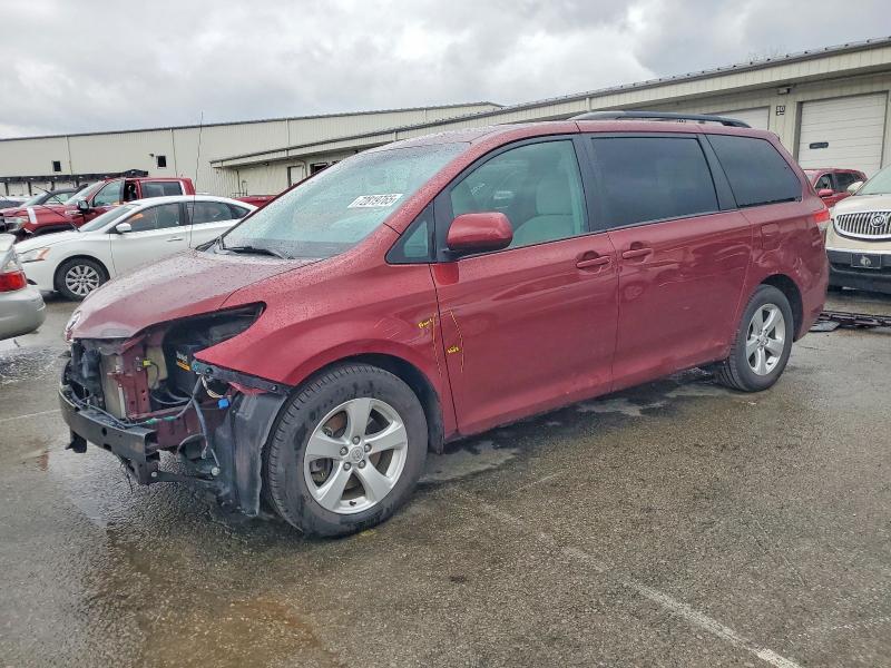TOYOTA SIENNA 2014 with VIN 5TDKK3DC6ES450393 - Photo from auction