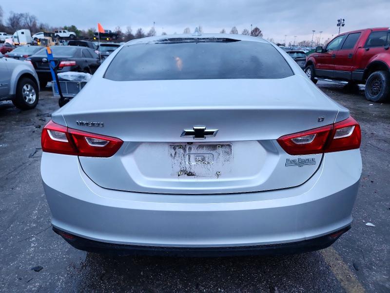 Photo 6 from auction – 2018 CHEVROLET MALIBU with VIN 1G1ZD5ST6JF212358