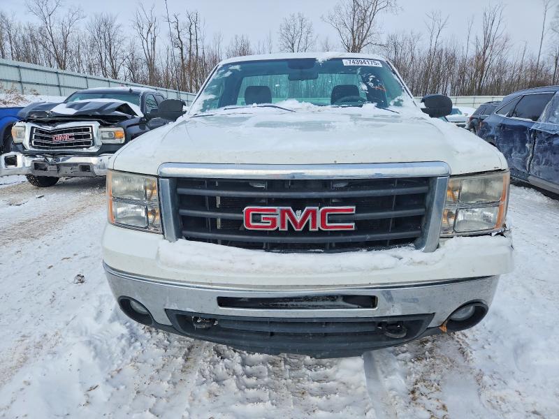 Photo 5 from auction – 2011 GMC SIERRA C15 with VIN 1GTN1TEX3BZ127804
