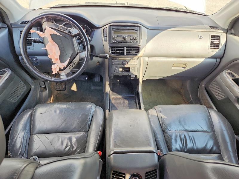 Photo 8 from auction – 2006 HONDA PILOT EX with VIN 2HKYF18586H541252