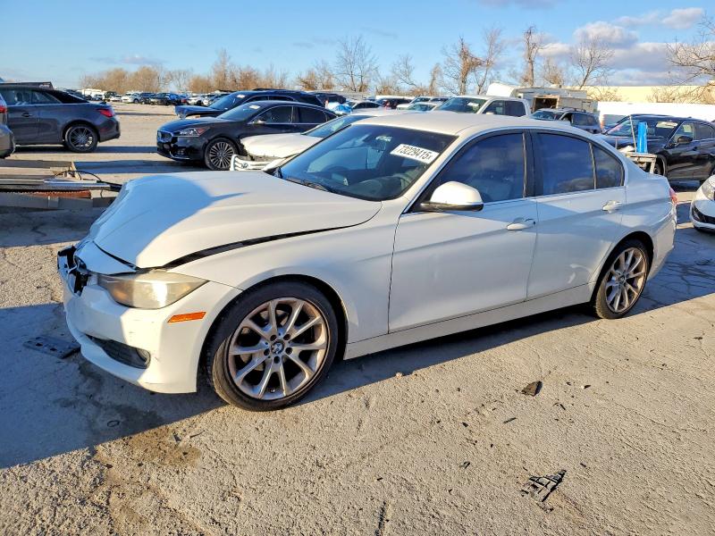 BMW 320 I 2015 z numerem VIN WBA3B1C56FK139208 - Zdjęcie z aukcji