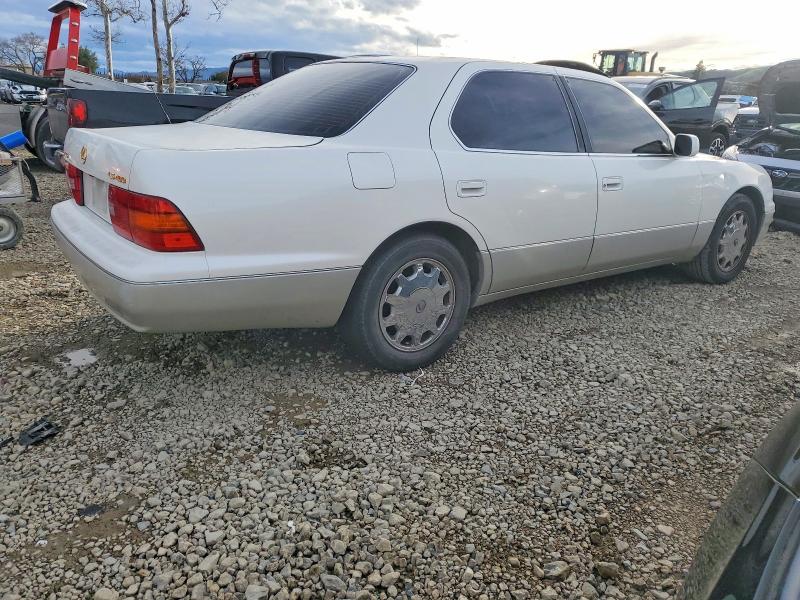 Photo 3 from auction – 1996 LEXUS LS with VIN JT8BH22FXT0049773