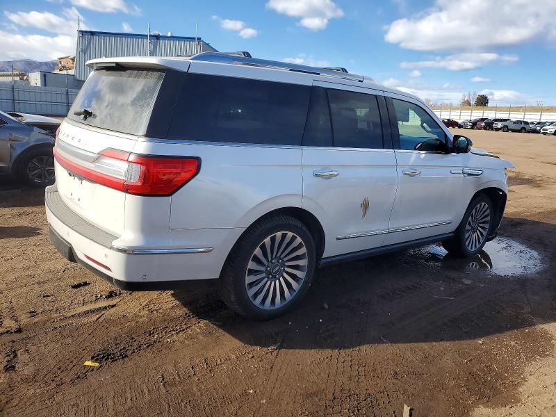Photo 3 from auction – 2018 LINCOLN NAVIGATOR with VIN 5LMJJ2LT5JEL03677