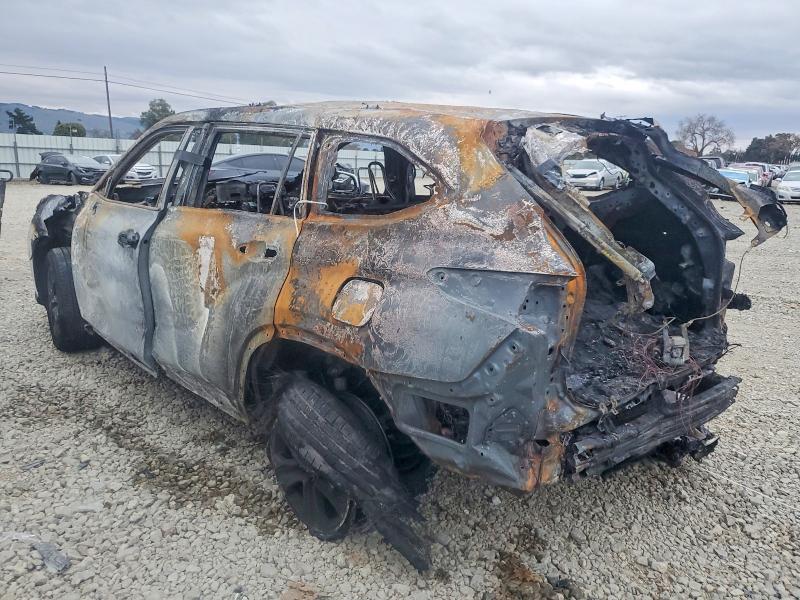 Photo 2 from auction – 2020 TOYOTA HIGHLANDER with VIN 5TDHBRCH2LS500388