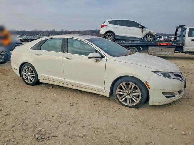 Photo 4 from auction – 2013 LINCOLN MKZ with VIN 3LN6L2GK1DR812669