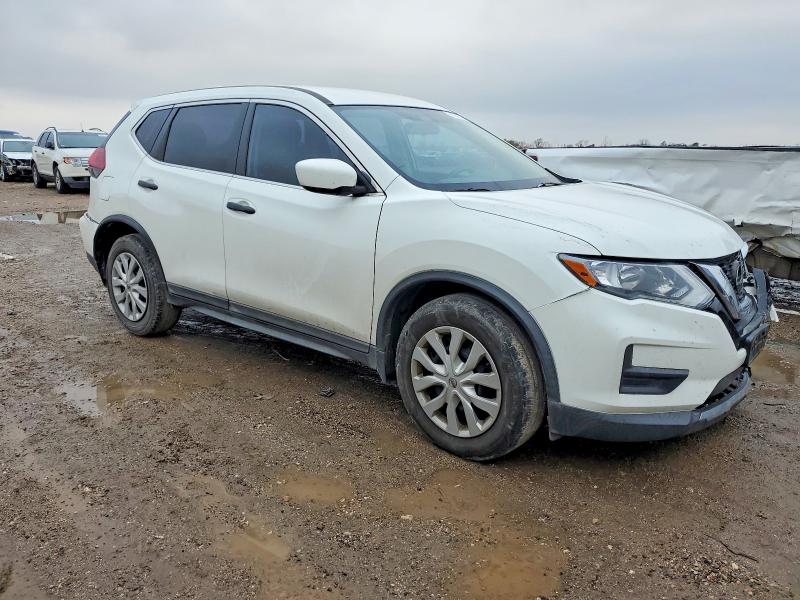 Photo 4 from auction – 2018 NISSAN ROGUE with VIN KNMAT2MT3JP614559