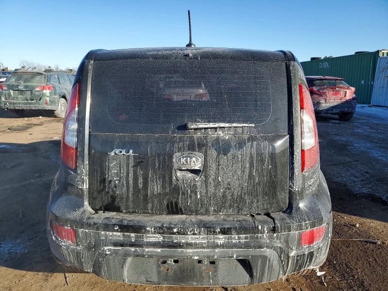 Photo 6 from auction – 2013 KIA SOUL with VIN KNDJT2A56D7630216