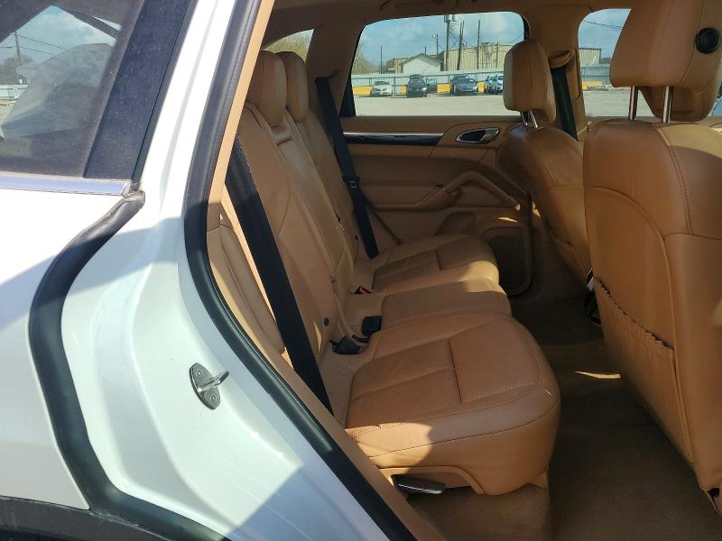 Photo 11 from auction – 2014 PORSCHE CAYENNE with VIN WP1AA2A29ELA91819