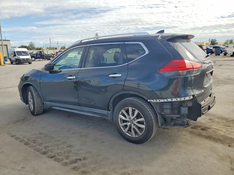 Photo 2 from auction – 2017 NISSAN ROGUE S with VIN KNMAT2MT8HP504763