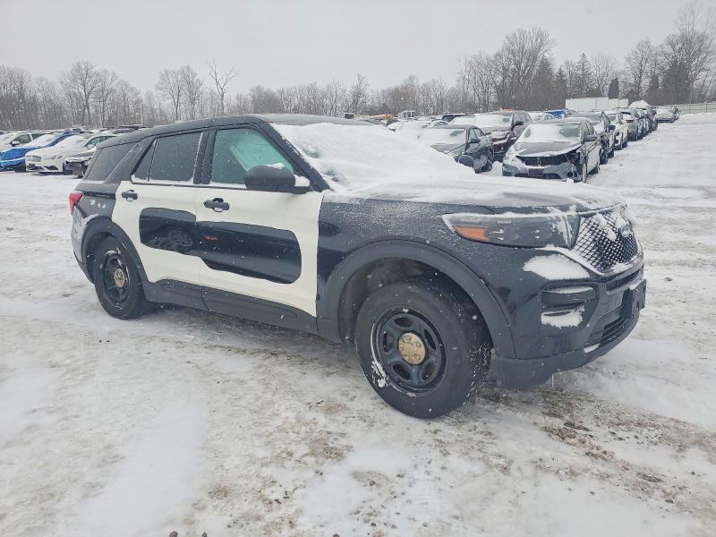 Photo 4 from auction – 2021 FORD EXPLORER P with VIN 1FM5K8AW3MNA17722