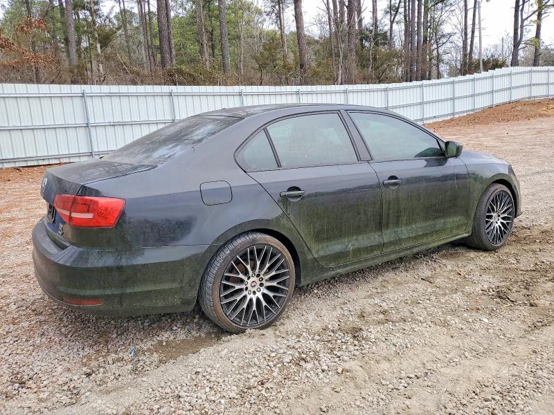 Photo 3 from auction – 2015 VOLKSWAGEN JETTA with VIN 3VW2K7AJ1FM314116