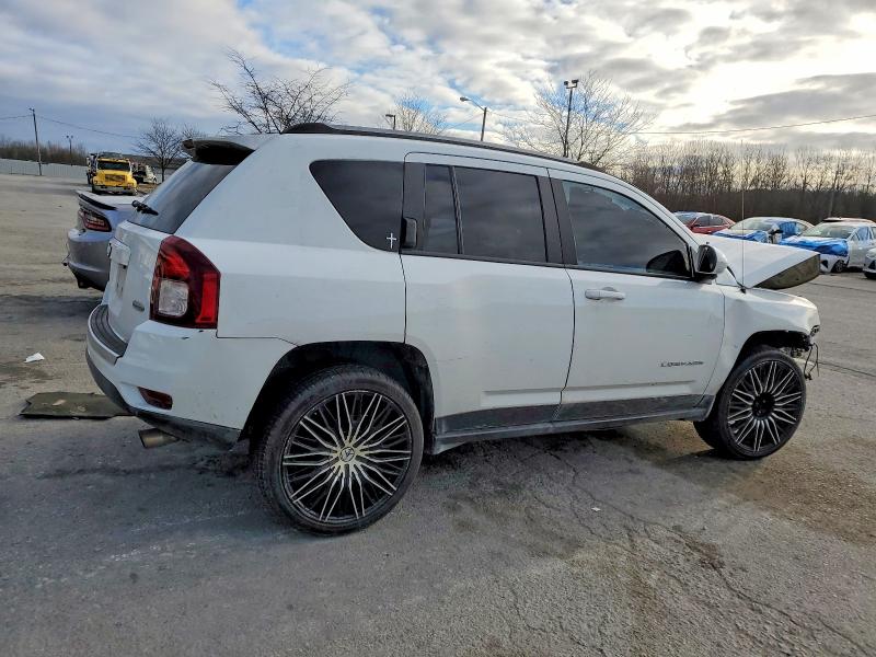 Photo 3 from auction – 2017 JEEP COMPASS LA with VIN 1C4NJCEA2HD132154