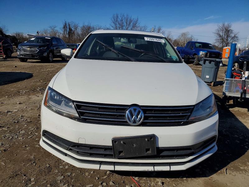 Photo 5 from auction – 2017 VOLKSWAGEN JETTA SE with VIN 3VWB67AJ3HM306672