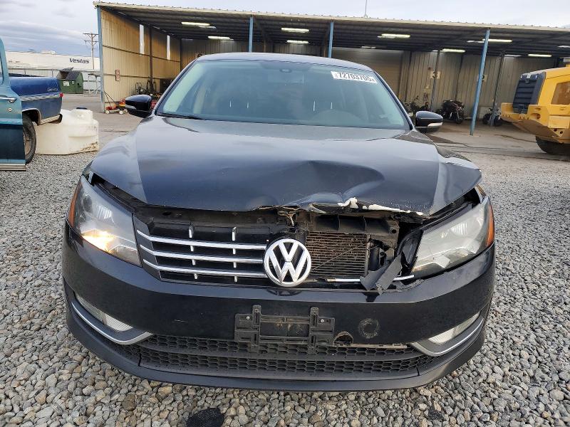 Zdjęcie 5 z aukcji – 2014 VOLKSWAGEN PASSAT z VIN 1VWCT7A38EC020652