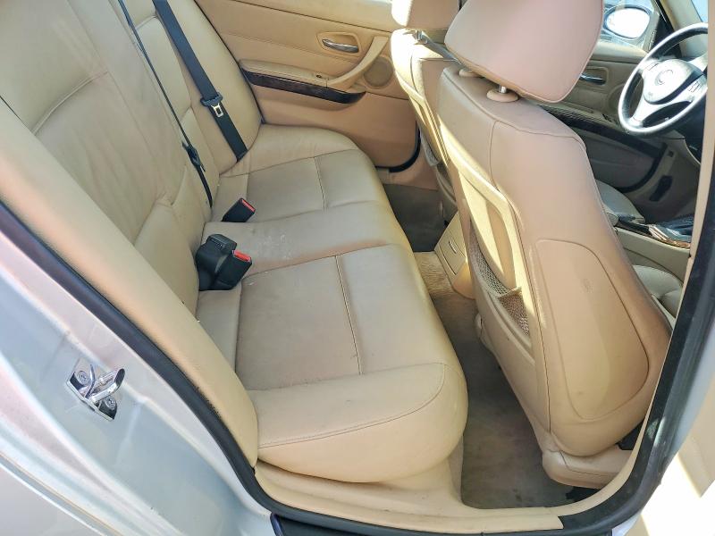 Photo 10 from auction – 2006 BMW 330 I with VIN WBAVB33526KR80138