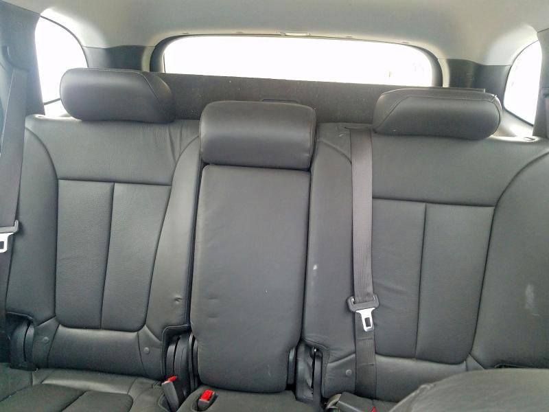 Photo 10 from auction – 2011 HYUNDAI SANTA FE S with VIN 5XYZHDAG2BG015812