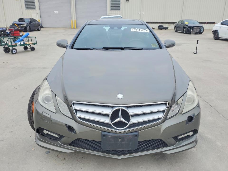 Photo 5 from auction – 2010 MERCEDES-BENZ E with VIN WDDKJ7CB0AF005022