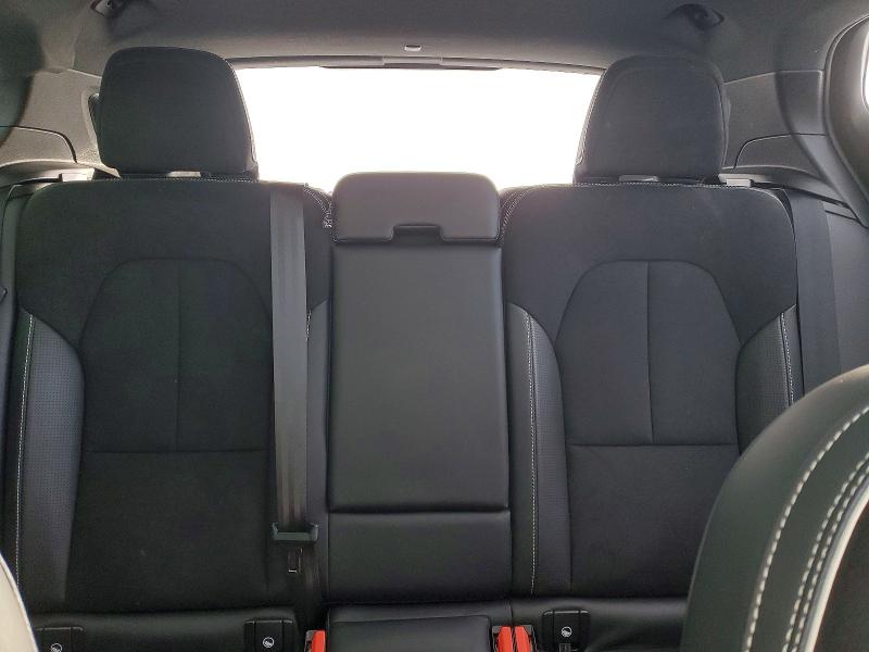 Photo 10 from auction – 2021 VOLVO XC40 T5 R- with VIN YV4162UM8M2441071