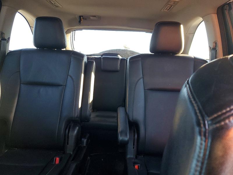 Photo 10 from auction – 2018 TOYOTA HIGHLANDER with VIN 5TDJZRFH5JS530894