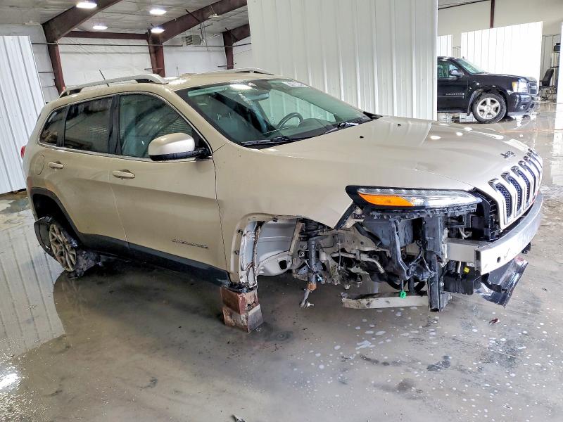 Photo 4 from auction – 2015 JEEP CHEROKEE L with VIN 1C4PJMCB7FW733765