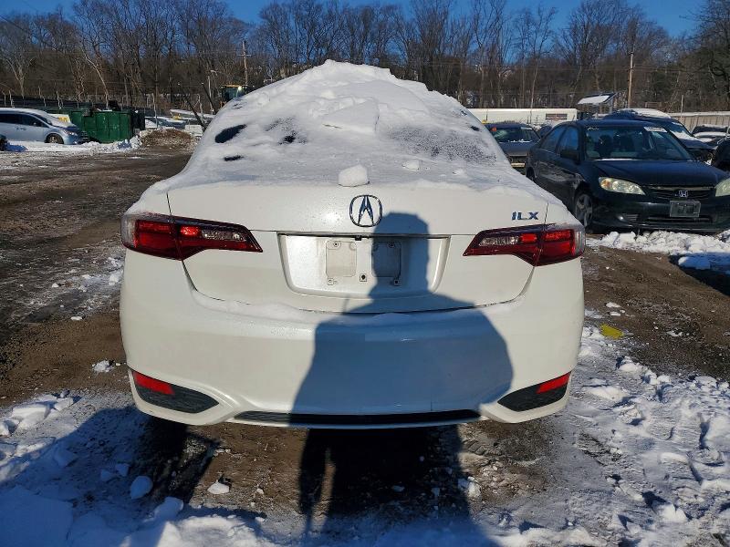 Photo 6 from auction – 2016 ACURA ILX with VIN 19UDE2F70GA016398