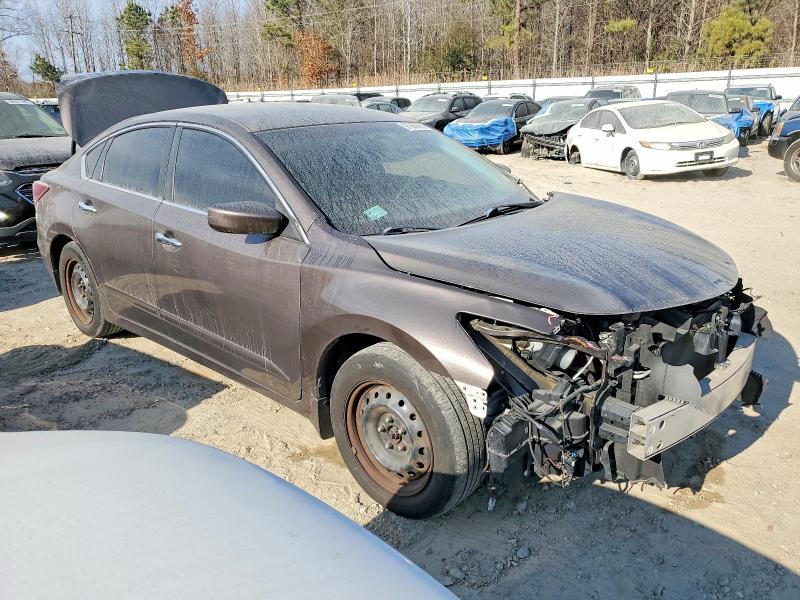 Photo 4 from auction – 2015 NISSAN ALTIMA 2.5 with VIN 1N4AL3AP1FN915529
